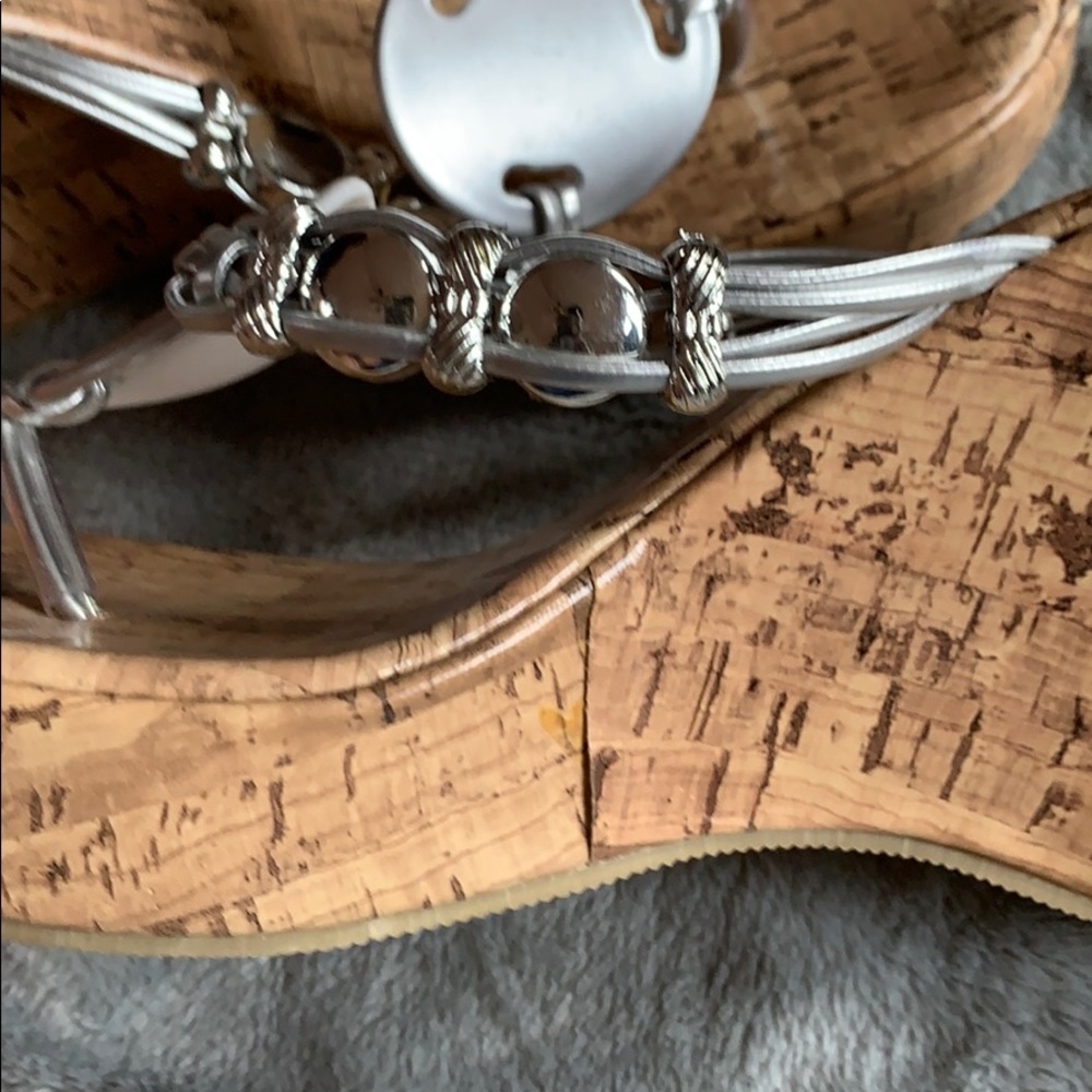 Silver wedge flip flops - Picture 6 of 7